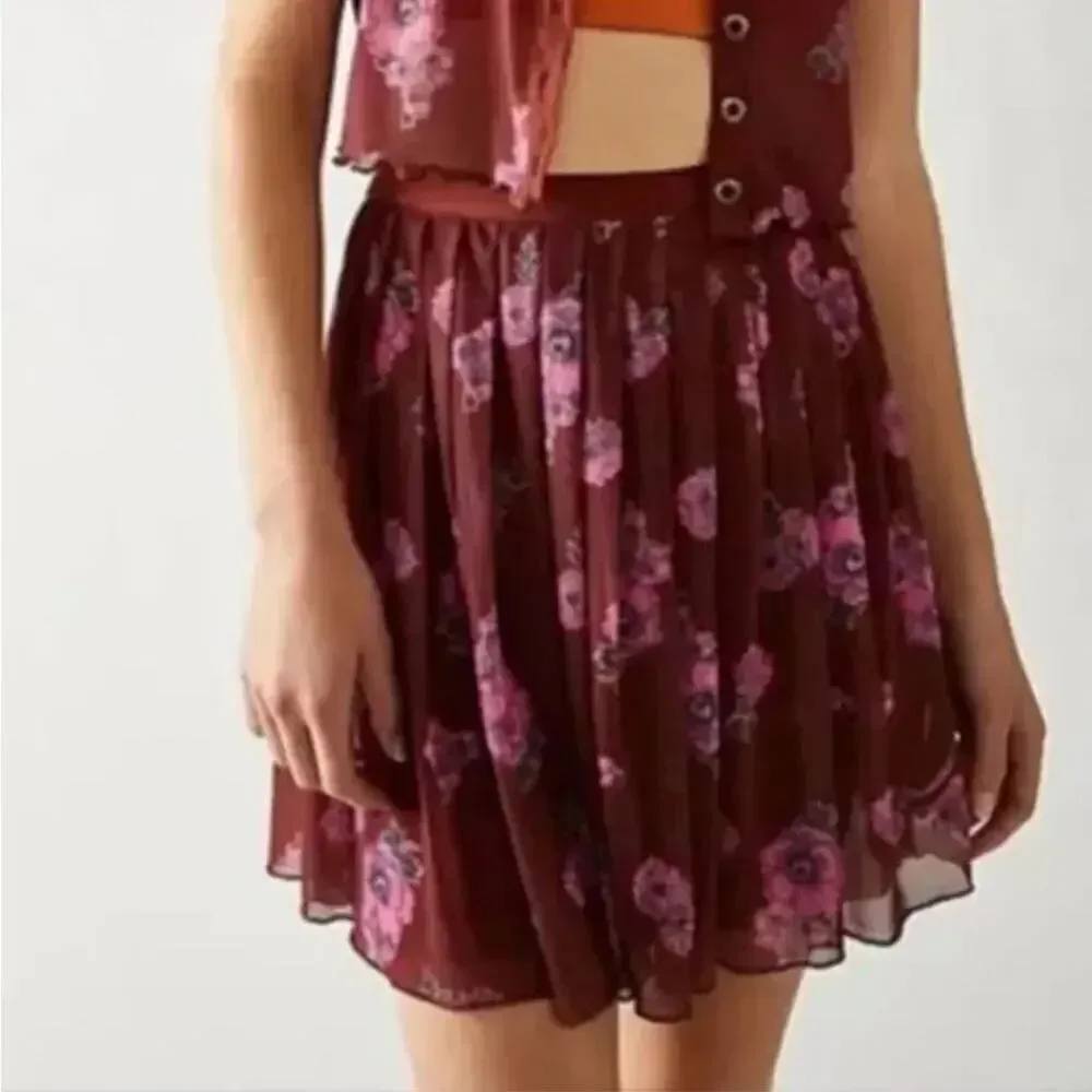 Free People Mini Skirt Florence Floral Mesh, Size XS, New w/o Tag MSRP $148